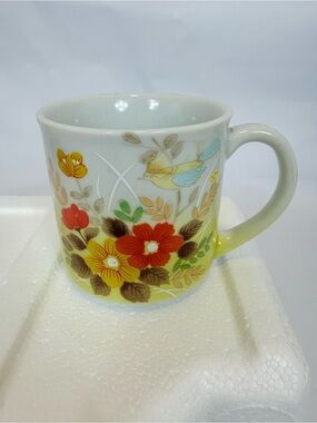 OMC Vintage Floral Bird Coffee Mug Japan